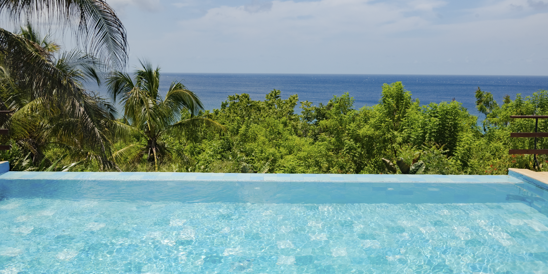 on-vacation-colombia-destino-nacional-san-andres-acantilado-pisina-y-mar-4