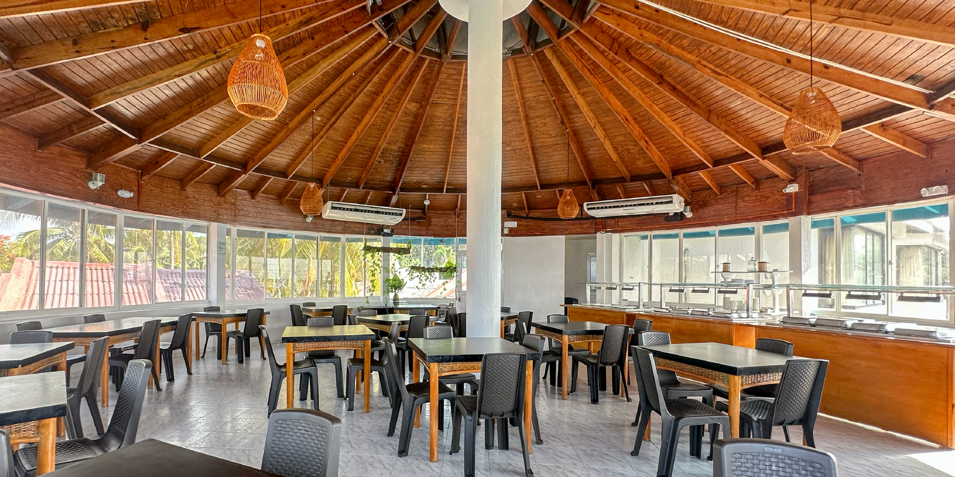 on-vacation-colombia-destino-nacional-san-andres-hotel-reef-restaurante